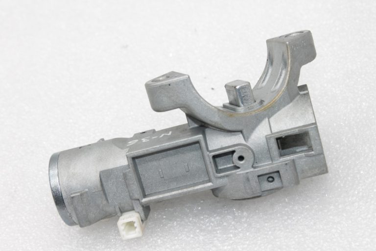 Oriģinālā Nissan X-Trail T32 aizdedzes slēdzene ar atslēgu D87004CE0C, D8700 4CE0C