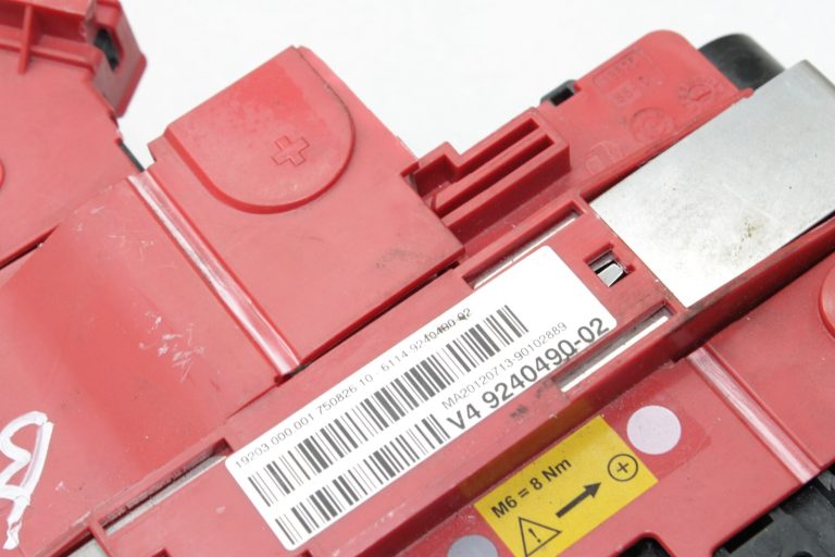 Oriģinālais BMW F10 F11 aizmugurējais jaudas sadalītājs 61149240490, 9240490