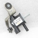 Oriģināls Toyota Avensis T27 1.8 elektromagnētiskais pārslēgšanas vārsts 90910-TC001
