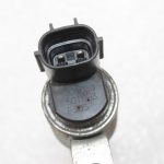 Oriģināls Toyota 1.8 2ZR-FAE sadales vārsta vadības vārsts ieplūdes+izplūdes 153300T050