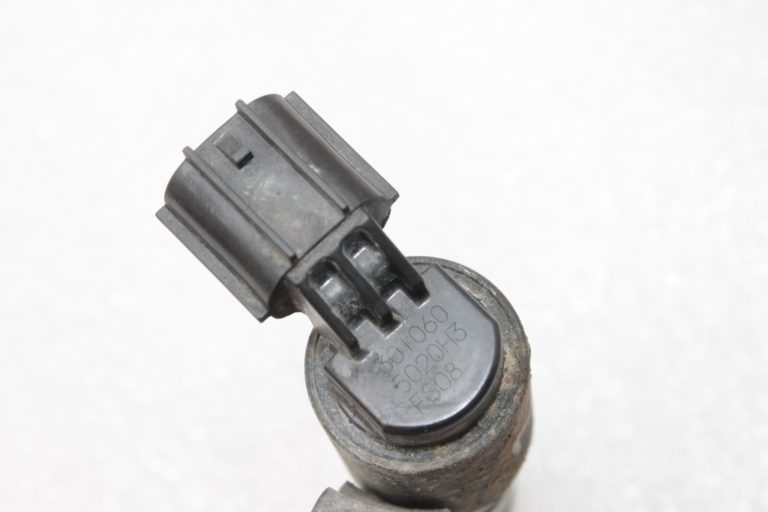 Oriģināls Toyota 1.8 2ZR-FAE sadales vārsta vadības vārsts ieplūdes+izplūdes 153300T050