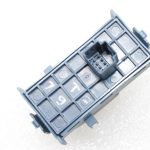 Oriģināls Toyota Avensis T27 elektrisko logu slēdzis 84810-05080, 8481005080
