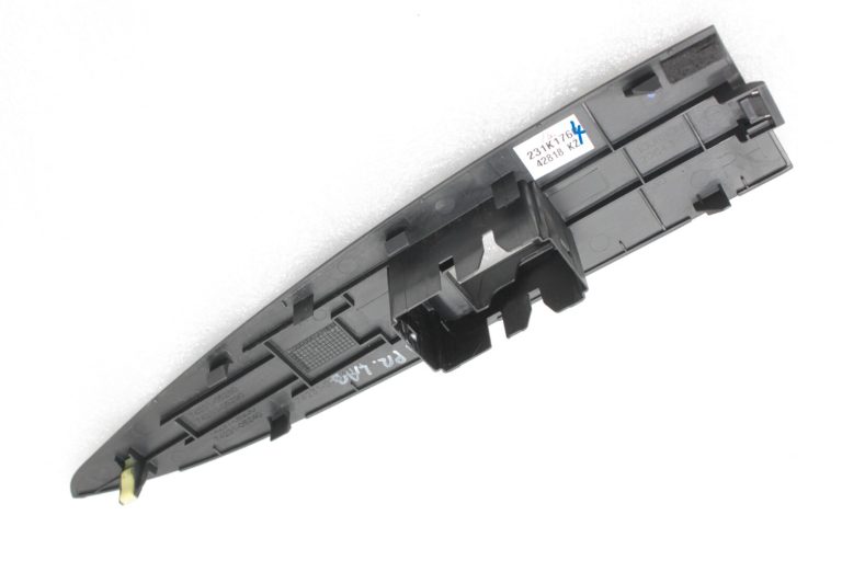 Toyota Avensis T27 Logu regulatora slēdža vāks priekšējais labais 7423105340