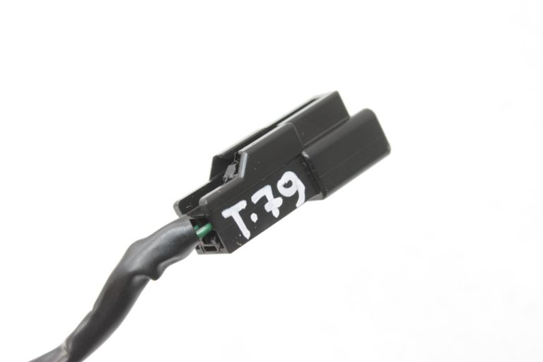 Oriģināls Toyota Avensis T27 aizdedzes slēdža kabelis 8229112080, 82291-12080