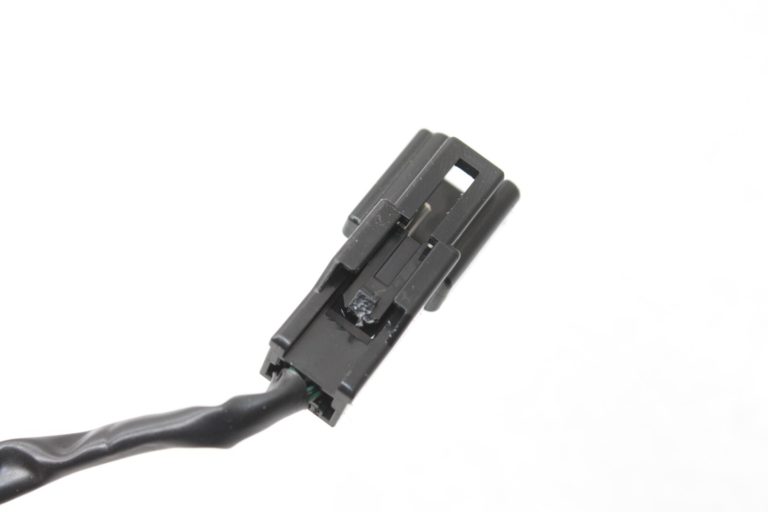 Oriģināls Toyota Avensis T27 aizdedzes slēdža kabelis 8229112080, 82291-12080