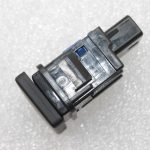 Oriģināls Toyota Avensis T27 degvielas uzpildes vāka atvēršanas slēdzis 8484105030, 84841-05030