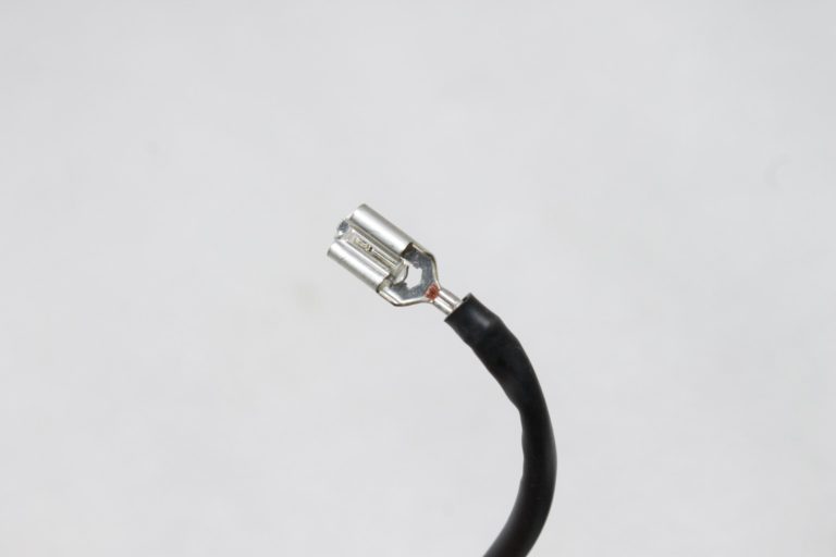 Oriģināls Toyota Avensis T27 stūres slēdžu komplekts 8425005230, 84250-05230