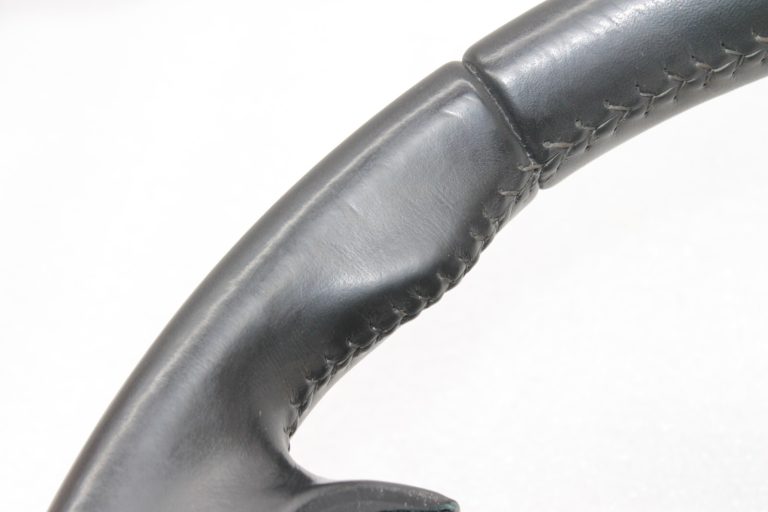 Oriģināls Toyota Avensis T27 stūres rats ādas melns 4510005A00C1, 45100-05A00