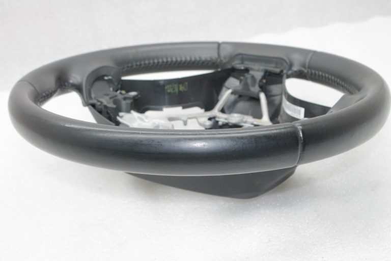 Oriģināls Toyota Avensis T27 stūres rats ādas melns 4510005A00C1, 45100-05A00