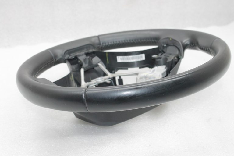 Oriģināls Toyota Avensis T27 stūres rats ādas melns 4510005A00C1, 45100-05A00