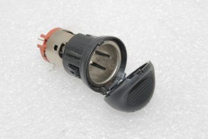 Oriģināls Toyota Avensis T27 kontaktligzdas savienojums 12V 120W Max 8553552040