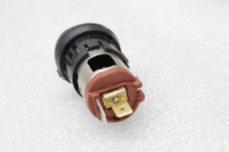 Oriģināls Toyota Avensis T27 kontaktligzdas savienojums 12V 120W Max 8553552040