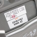 Oriģināls Toyota Avensis T27 kombi degvielas uzpildes vāks 1G6 pelēks