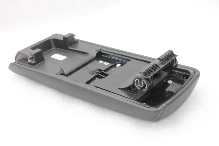 Oriģināls Toyota Avensis T27 centrālais roku balsts 5892505040E3, 58925-05040-E3