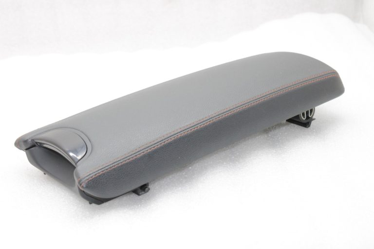 Oriģināls Toyota Avensis T27 centrālais roku balsts 5892505040E3, 58925-05040-E3