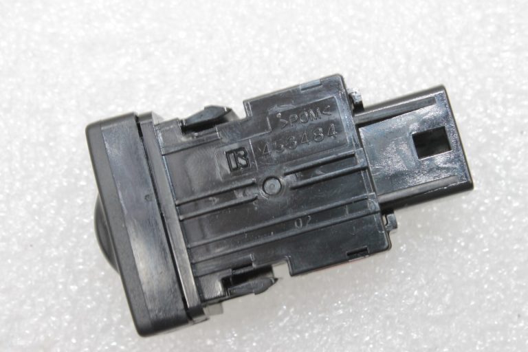 Oriģināls Toyota Avensis T27 sēdekļu apsildes slēdzis kreisajā pusē 8475105070, 84751-05070