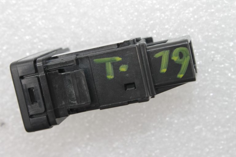 Oriģināls Toyota Avensis T27 sēdekļu apsildes slēdzis kreisajā pusē 8475105070, 84751-05070