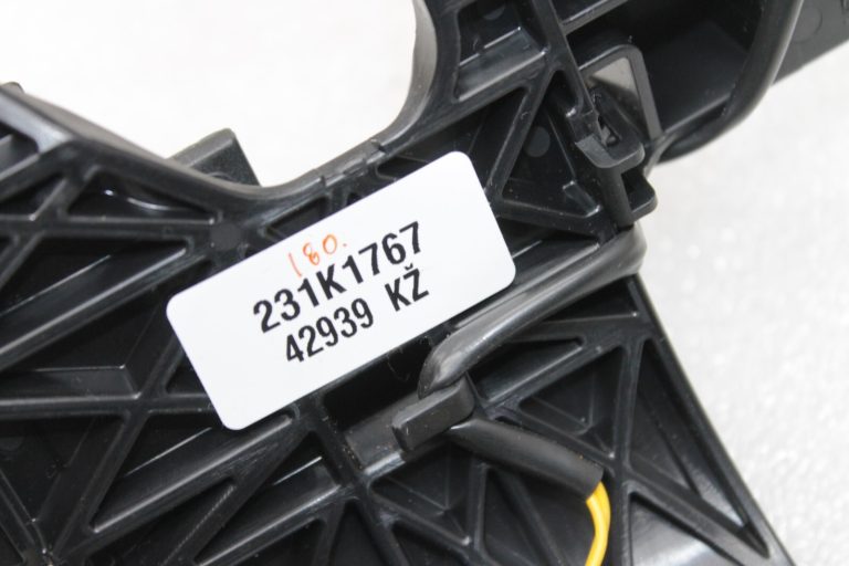 Oriģināls Toyota Avensis T27 automātiskās pārnesumu pārslēgšanas sviras stāvokļa indikators 3597420361