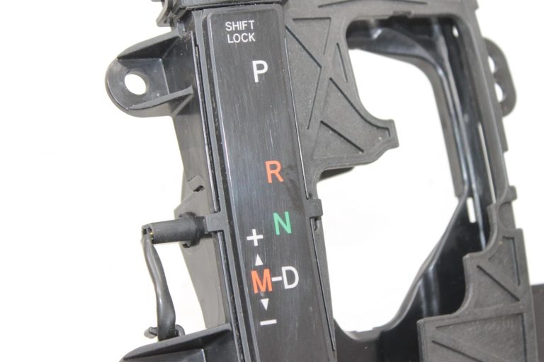 Oriģināls Toyota Avensis T27 automātiskās pārnesumu pārslēgšanas sviras stāvokļa indikators 3597420361