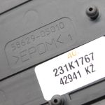 Oriģināls Toyota Avensis T27 centrālās konsoles gumijas paklājiņš 5862905010