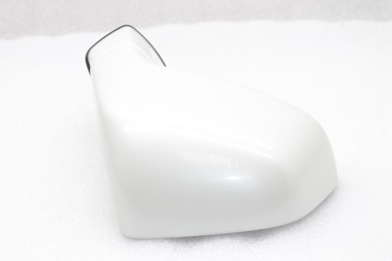 Oriģinālais Opel Antara ārējais spogulis labajā pusē GBQ crystal white 20961926, 4802890