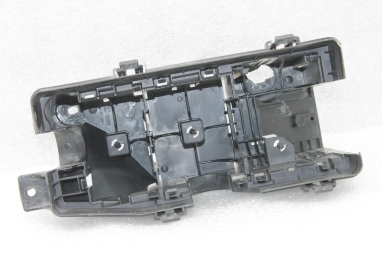 Opel Antara 2.2d drošinātāju kārbas vadības bloka korpuss 95925320, 4819930