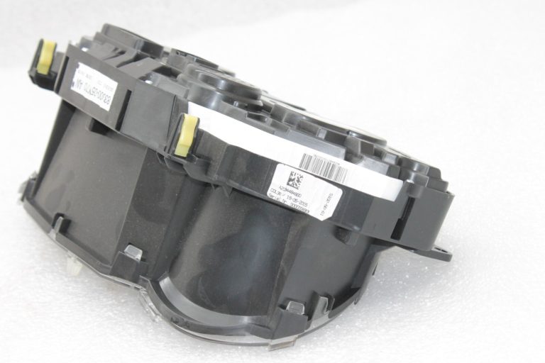 Oriģināls Toyota Avensis T27 1.8i spidometra mērinstrumentu komplekts 8380005V70, 83800-05V70