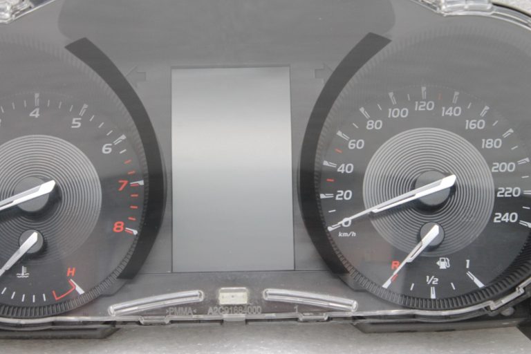 Oriģināls Toyota Avensis T27 1.8i spidometra mērinstrumentu komplekts 8380005V70, 83800-05V70
