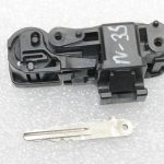 Oriģināls Nissan X-Trail T31 cimdu nodalījuma rokturis ar atslēgu 686306P10C