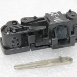 Oriģināls Nissan X-Trail T31 cimdu nodalījuma rokturis ar atslēgu 686306P10C