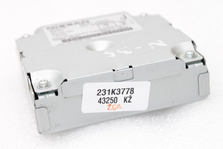 Nissan X-Trail T31 atpakaļgaitas kameras vadības bloks 284A1JG000, 284A1-JG000