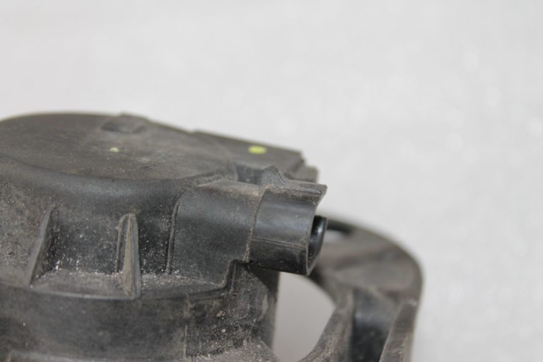 Oriģinālais Alfa Romeo Giulietta 940 Priekšējais kreisais labais miglas lukturis 50522917