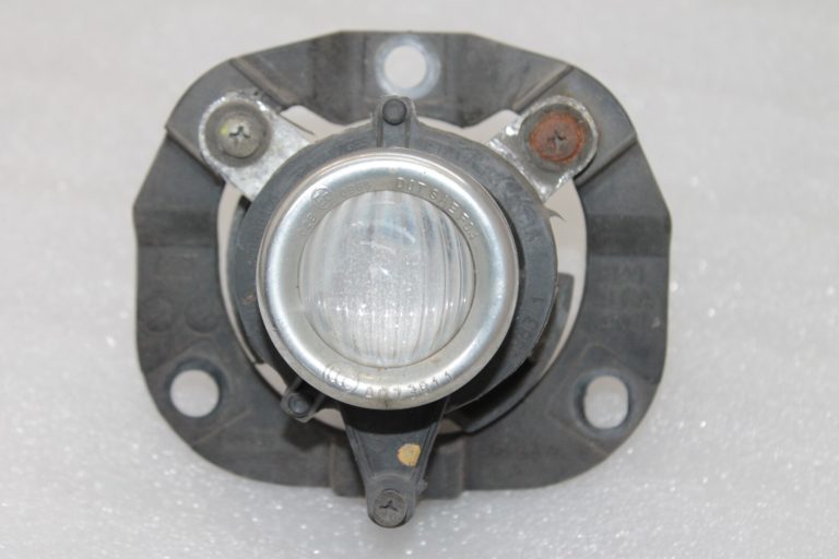 Oriģinālais Alfa Romeo Giulietta 940 Priekšējais kreisais labais miglas lukturis 50522917