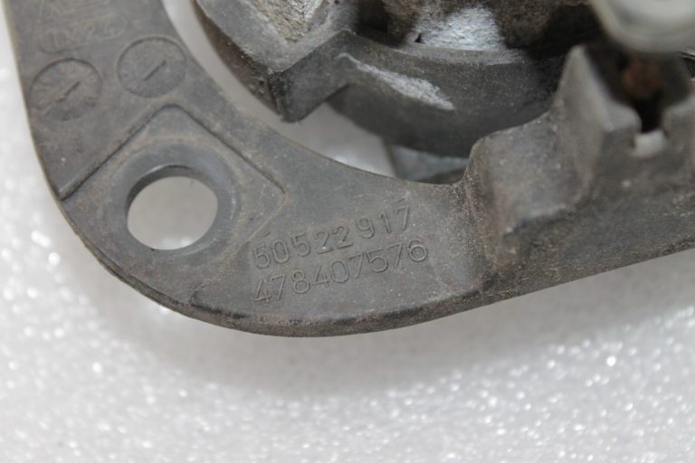 Oriģinālais Alfa Romeo Giulietta 940 Priekšējais kreisais labais miglas lukturis 50522917