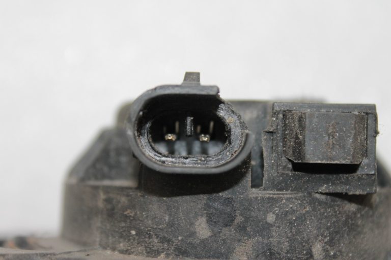 Oriģinālais Alfa Romeo Giulietta 940 Priekšējais kreisais labais miglas lukturis 50522917