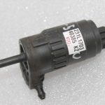 Oriģinālais Alfa Romeo Giulietta 940 priekšējā stikla mazgāšanas sūknis 71740942