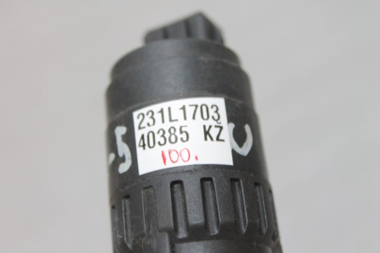 Oriģinālais Alfa Romeo Giulietta 940 priekšējā stikla mazgāšanas sūknis 71740942