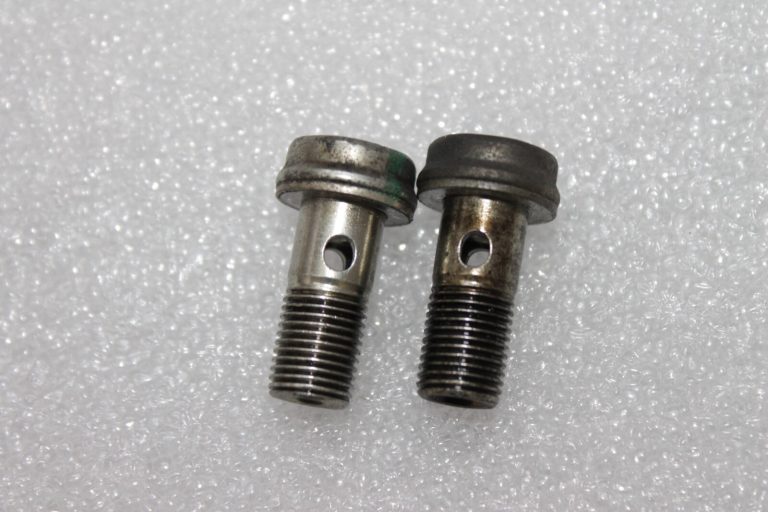 Oriģinālā Alfa Giulietta Lancia Fiat 2.0/1.6 JTD turbokompresora eļļas caurule 55233136