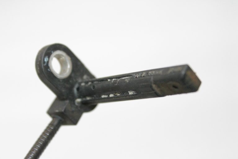 Oriģināls Alfa Romeo Giulietta 940 riteņu ātruma sensors priekšējais kreisais labais 51826112