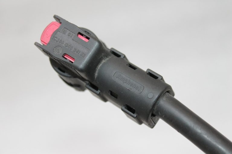 OEM Alfa Romeo Giulietta 940 akumulatora zemējuma kabelis 505252920, 50525292
