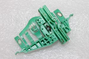 OEM Alfa Romeo Giulietta 940 aizmugurējā kreisā loga regulatora slīdnis 71754422