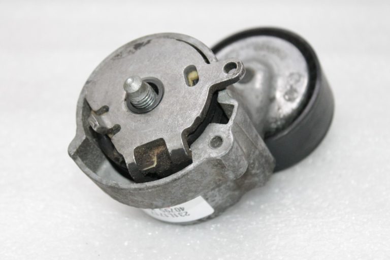 OEM Alfa Romeo Giulietta 940 2.0 JTDM spriegotāja siksna ar V veida rievām 55282321