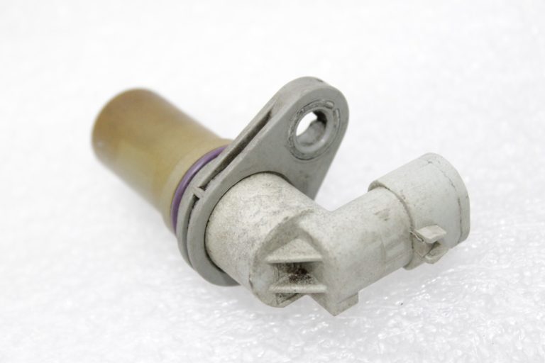 OEM Alfa Romeo Giulietta 940 2.0 JTDM kloķvārpstas sensora impulsu ģenerators 46798345