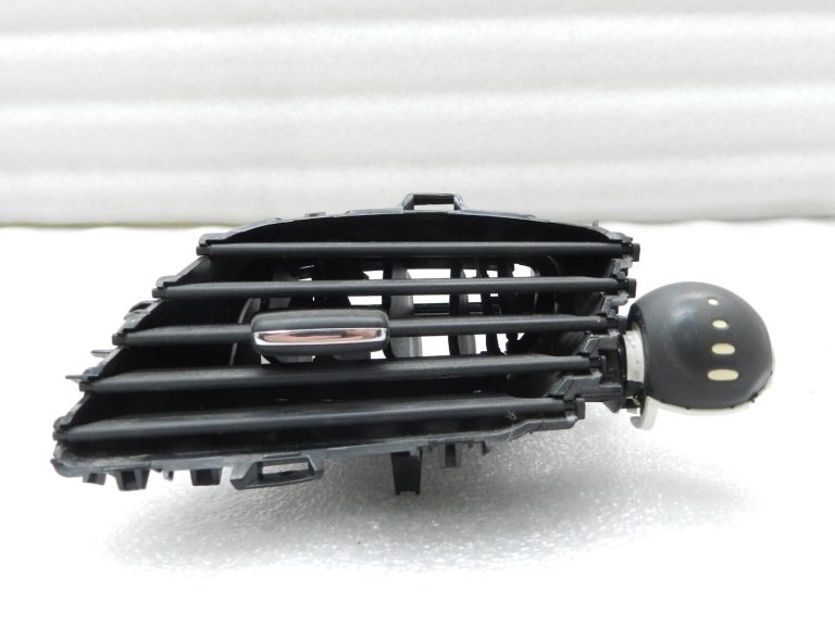 Renault Grand Scenic III JZ gaisa režģis ventilācijas atveres priekšējā labajā pusē