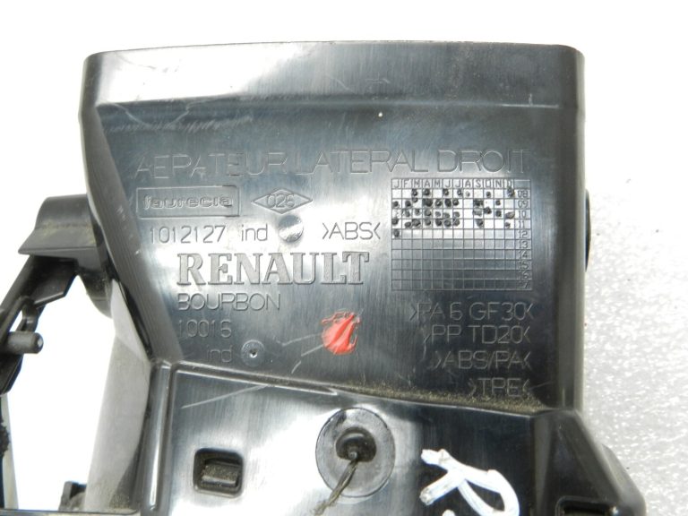 Renault Grand Scenic III JZ gaisa režģis ventilācijas atveres priekšējā labajā pusē