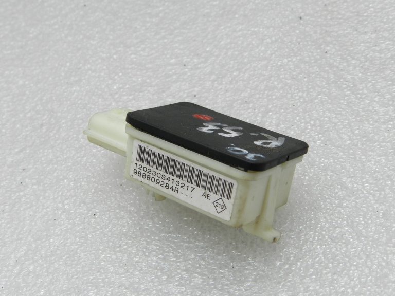 Renault Grand Scenic III aizmugurējo sēdekļu otrās rindas drošības sensors 988809284R