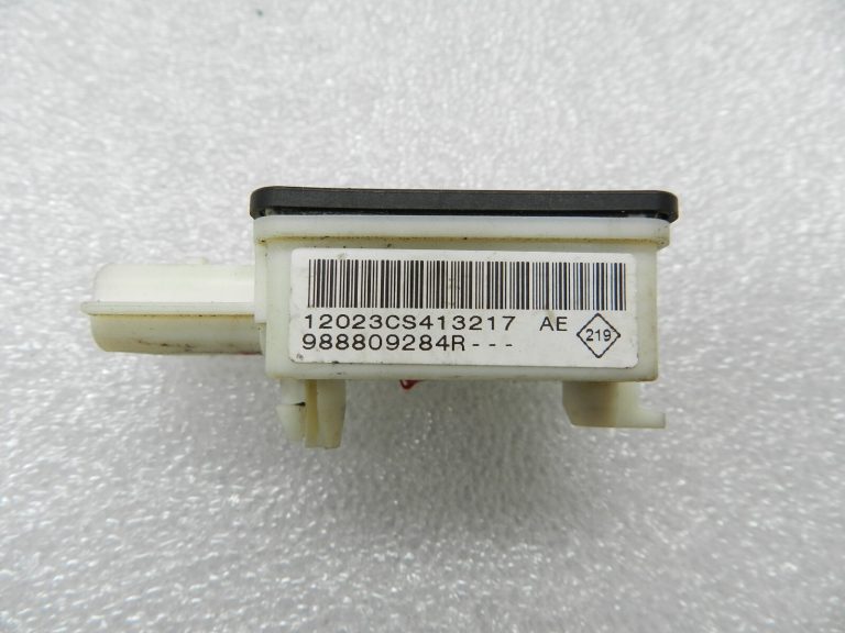 Renault Grand Scenic III aizmugurējo sēdekļu otrās rindas drošības sensors 988809284R