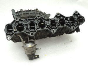 Chevrolet Captiva 2,2CDTi Diesel 132 KW Ieplūdes kolektors 25193560