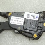 Dacia Duster akseleratora pedālis 6001548477