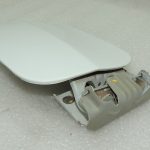 Dacia Duster Dīzeļdegvielas uzpildes pārsegs OV369 – ICE WHITE BC 788304650R